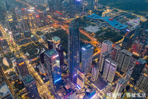 四居室|买房牢记15字“真言”:不选大户型、远离低楼层、认准三居室