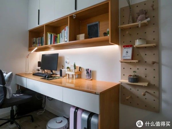 玄关|姑娘低价买下62㎡公寓，花6个月彻底翻新，前任房主：亏大了