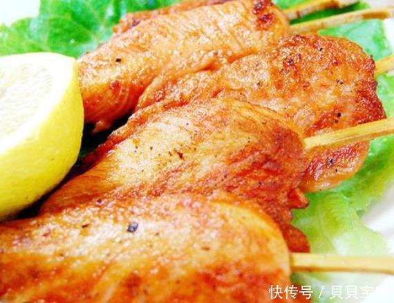 人工合成|常见的5种“人工合成肉”，再便宜也少买，都是孩子爱吃的