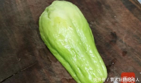 它既是水果又是蔬菜,含钙量是黄瓜的3倍,补钙又提高智力别错过