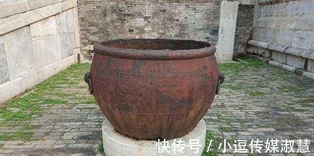 古代|古代的大户人家，在院子里放一口水缸有何用？这个做法救了一家人
