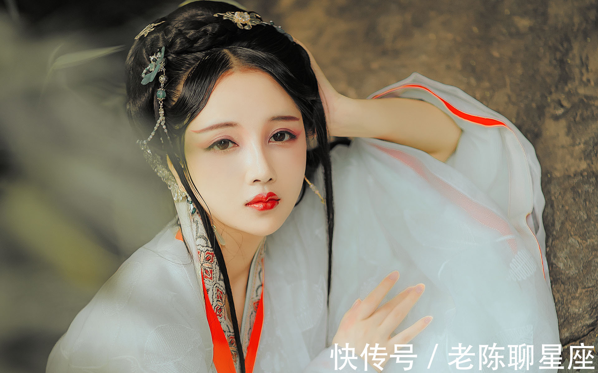 爱生|从中秋开始,迎来不错的桃花运,能转角遇到爱,比翼双飞的三大生肖