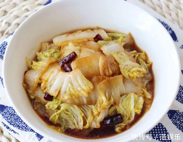 做醋溜白菜,什么时候放醋最好记住醋溜汁的比例,酸爽特下饭