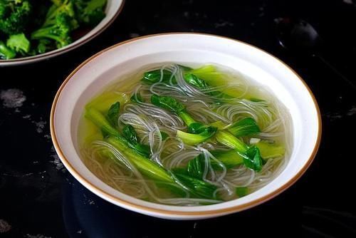 午餐|一家四口的午餐,3菜1汤,简单美味、热量低,吃得少想胖都难