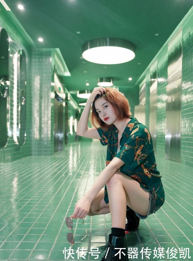 无可挑剔|模特身材、衣着、气质无可挑剔