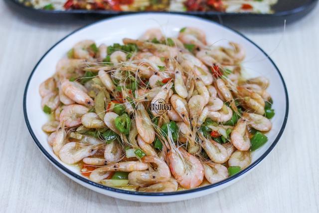 夫妻二人的家常饭菜，花钱少，吃到饱，老公直夸家有贤妻啊！