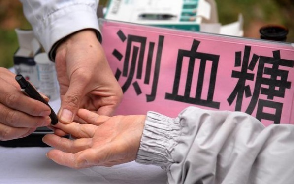 好习惯|不想糖尿病损害肾功能，养成5个好习惯，到老你也不会尿毒症