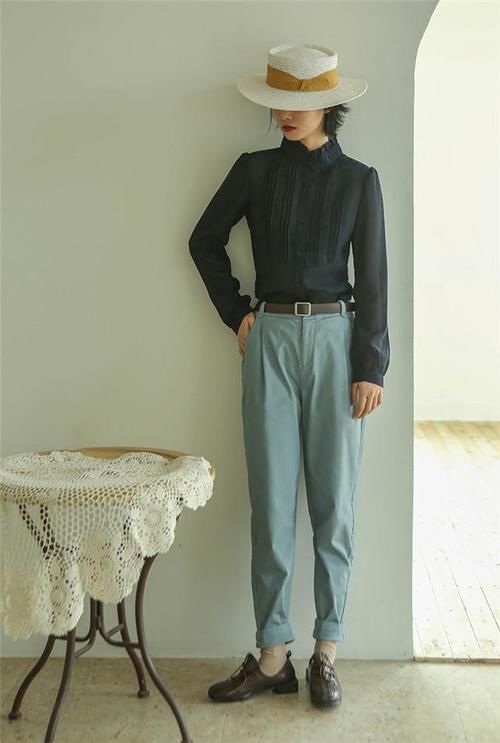 卫衣、毛衣都收起来吧！今年流行这件“薄外衫”，遮肉防晒又舒适