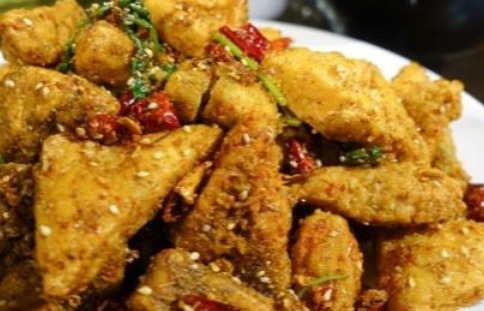 推荐几道百吃不腻的家常菜,简单易做,在家待客非常不错