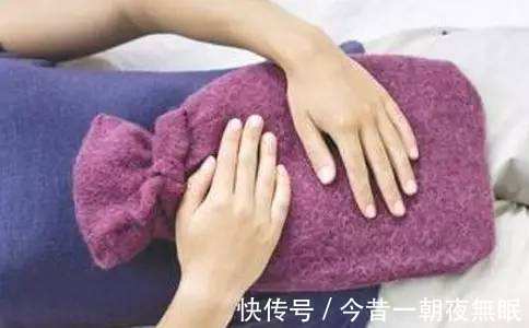 子宫|女人想远离子宫疾病,每天喝水时加点它,月经正常,手脚也不冰凉