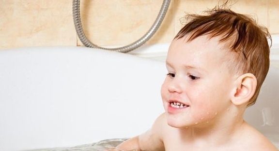 宝妈|给宝宝洗澡时,尽量避开这些时间,为了孩子健康,宝妈了解下