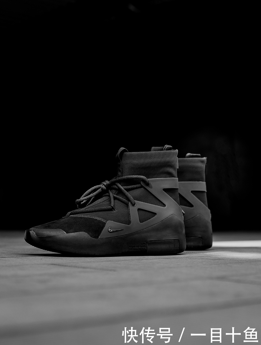 小编一年开箱这么多离谱球鞋！弟弟款AJ1破万！