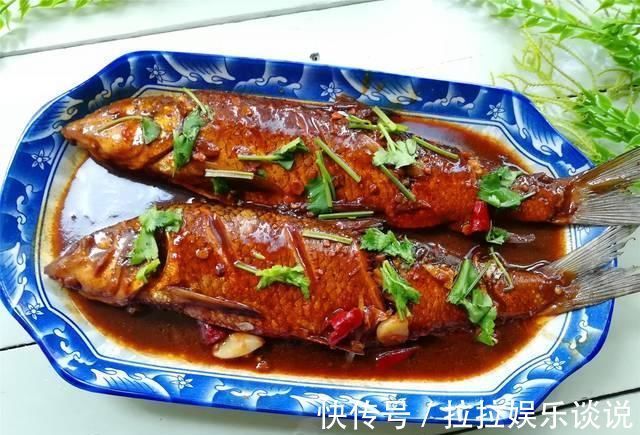 教你一道东北做鱼的方法,鱼不用煎也不用炸,酱香味浓还下饭