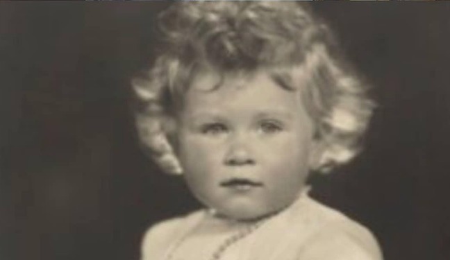 英国公民|英国女王是唯一经历二战的在位君主，在75周年发表感人至深的演讲