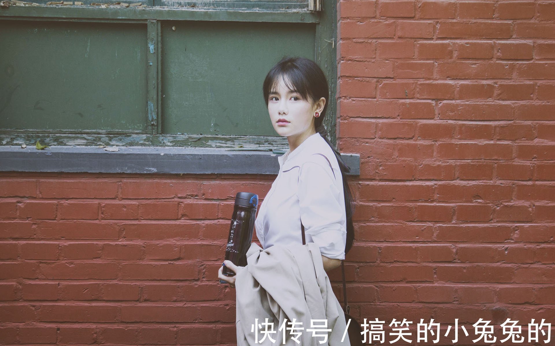 |搞笑GIF段子:姐妹们顶住,新娘马上就要胡牌了