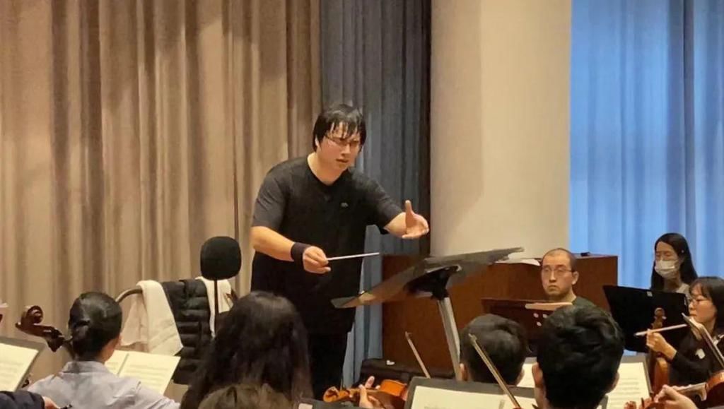 交响曲|连续5天挑战贝多芬9部交响曲,这个乐团里最持久的是谁?