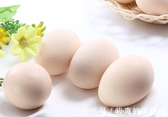 皮肤|鸡蛋和此物一起吃，视力越来越好，气血足了，皮肤更显年轻