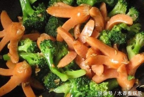 小孩子|小孩子都喜欢的家常菜,西兰花炒脆皮肠,好看又好吃,美味又营养