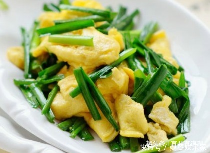 做法简单,口感滑嫩,没有肉也特别香,上桌孩子都抢着吃