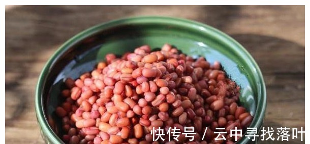 大姐|自制养生糕，女性要多吃，既美容又养颜，50岁的年纪30岁的脸！