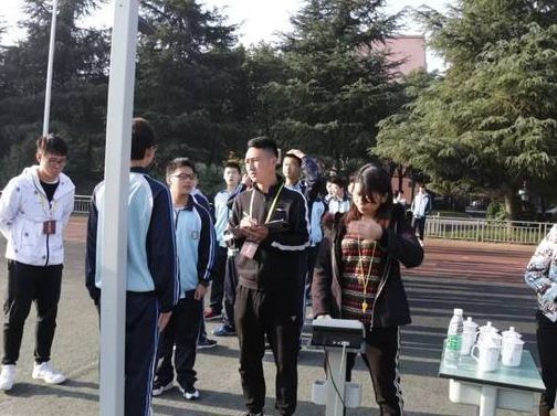 小蛋糕|吃一次孩子8天消化不了,家长很容易犯,医生:3种食物少给孩子吃