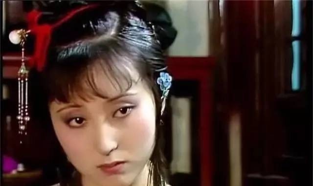 贾府!黛玉由刻薄到端庄,离不开这两个高人的指引,难怪贾母从不担心