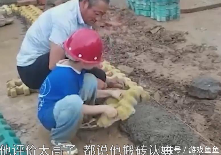 工地|孩子厌学被妈妈送到工地，不料弄巧成拙，工友：娃太懂搬砖了