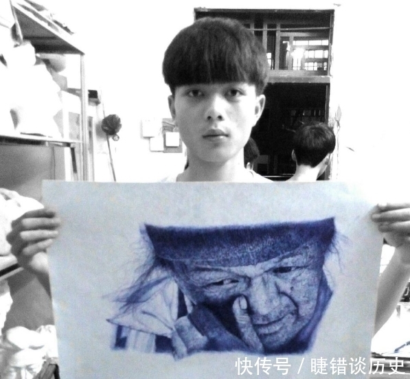 作品|这位天才小画家,16岁时用圆珠笔画出“巨作”,让人十分震撼