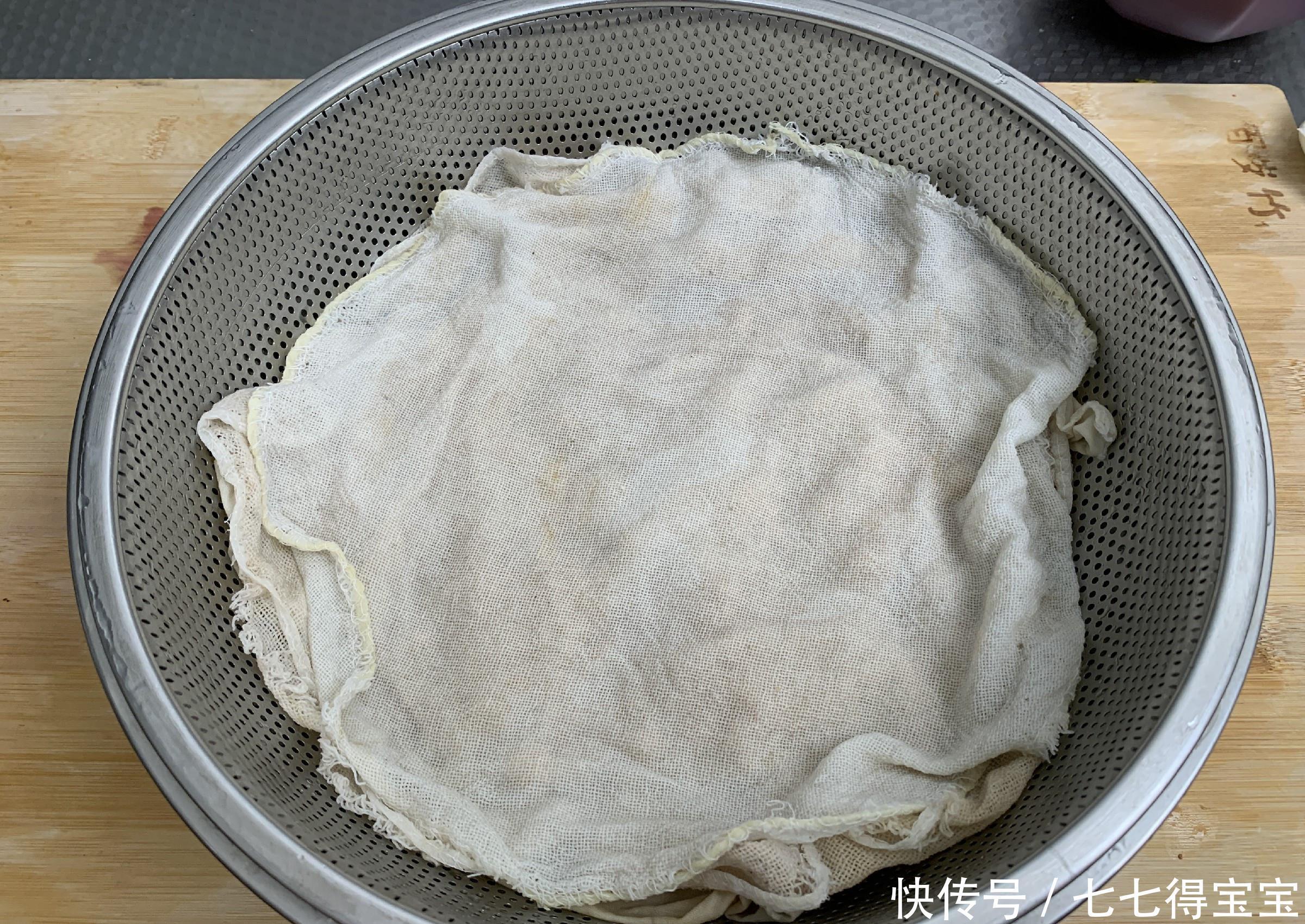  在家发豆芽的秘方，老妈用了半辈子，营养脆嫩又卫生，5天就能吃