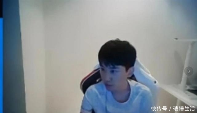 地下室|doinb被试训新人赶到地下室直播，硬币：他已经成名，是我自愿的