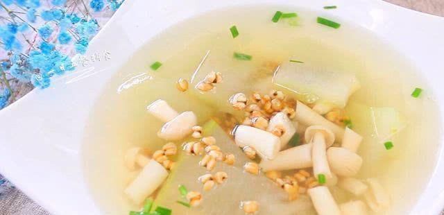 清热解毒|人到中年,离不开四种食物,营养丰富,滋补身体,清热解毒