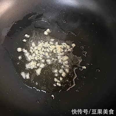 几块钱做一道猪油渣炒青菜,竟比外卖还好吃