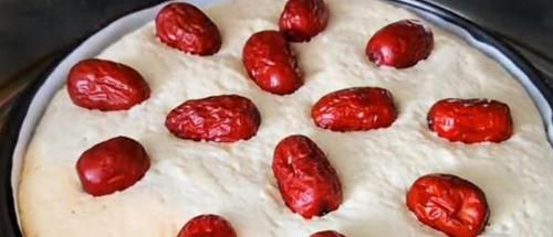 小米的新做法，加上一碗花生，不用熬，补血又养颜，出锅很抢手