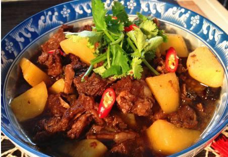 香菇|婆婆来城里，我做一桌子菜招待，婆婆你自己吃吧，我们去酒店