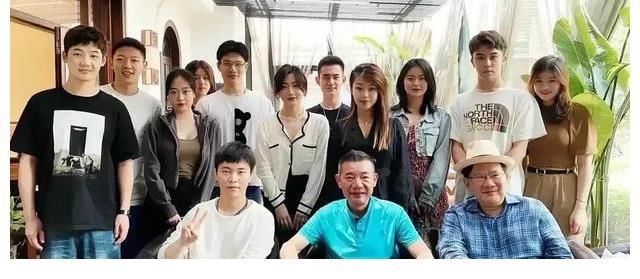 渠成|許久未見的咆哮實力主播渠成，雖還沒到60歲但看上去很蒼老