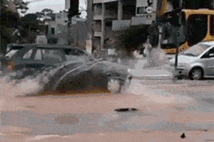 |搞笑GIF:工友不干活只转铁圈,本来看不起他,看到他转圈那刻我佩服不已