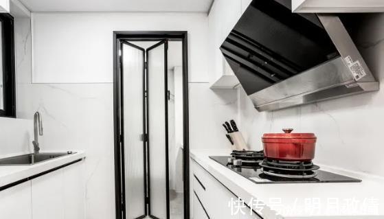 收纳|改造50㎡老破小,多功能客厅+衣帽间,3.6㎡干湿分离卫生间,惊艳