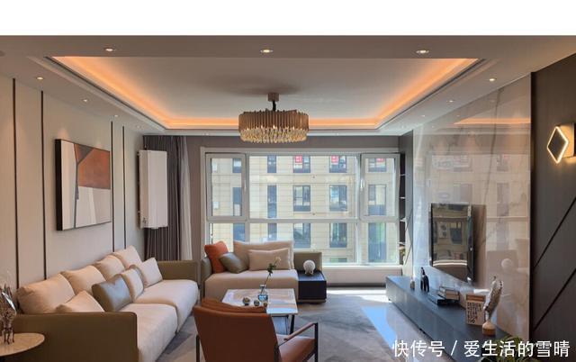 客厅|晒晒2020年流行的现代轻奢,不简单的装修,进门就被客厅迷住了