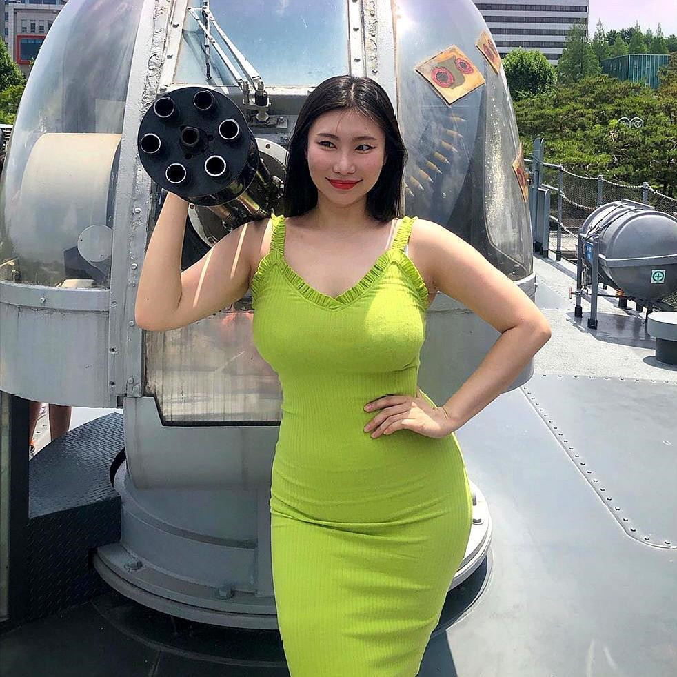 延缓衰老|韩国阿姨健身多年，年过四十，展现迷人魅力