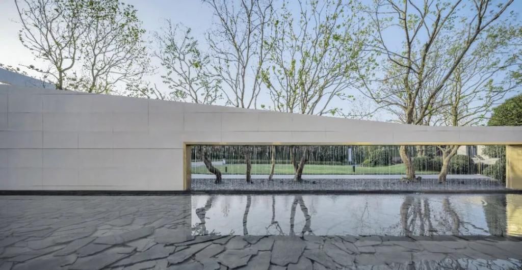  半围合|星环浮动，雁归云境