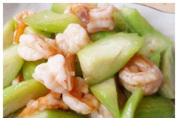 运动减肥|天气转凉孩子身体弱容易感冒,多吃强身菜,强健体质身体棒