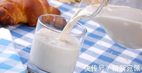 豆制品|年纪越大,膝盖老化越严重,与其吃大把钙片,不如多吃3种食物