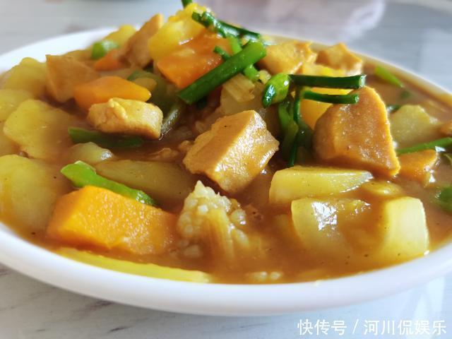 土豆|这个懒妈妈火了,连晒五天晚餐到朋友圈,网友别人家的贤妻良母