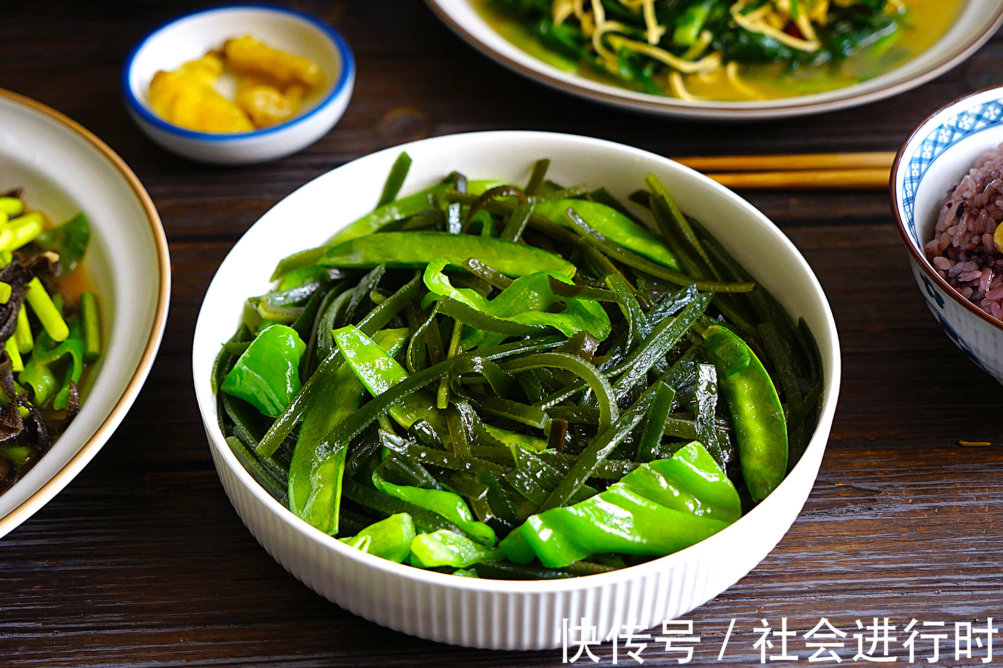 烹饪技巧|儿媳妇做的午餐火了，简单的家常菜，婆婆不嫌弃还分享烹饪技巧