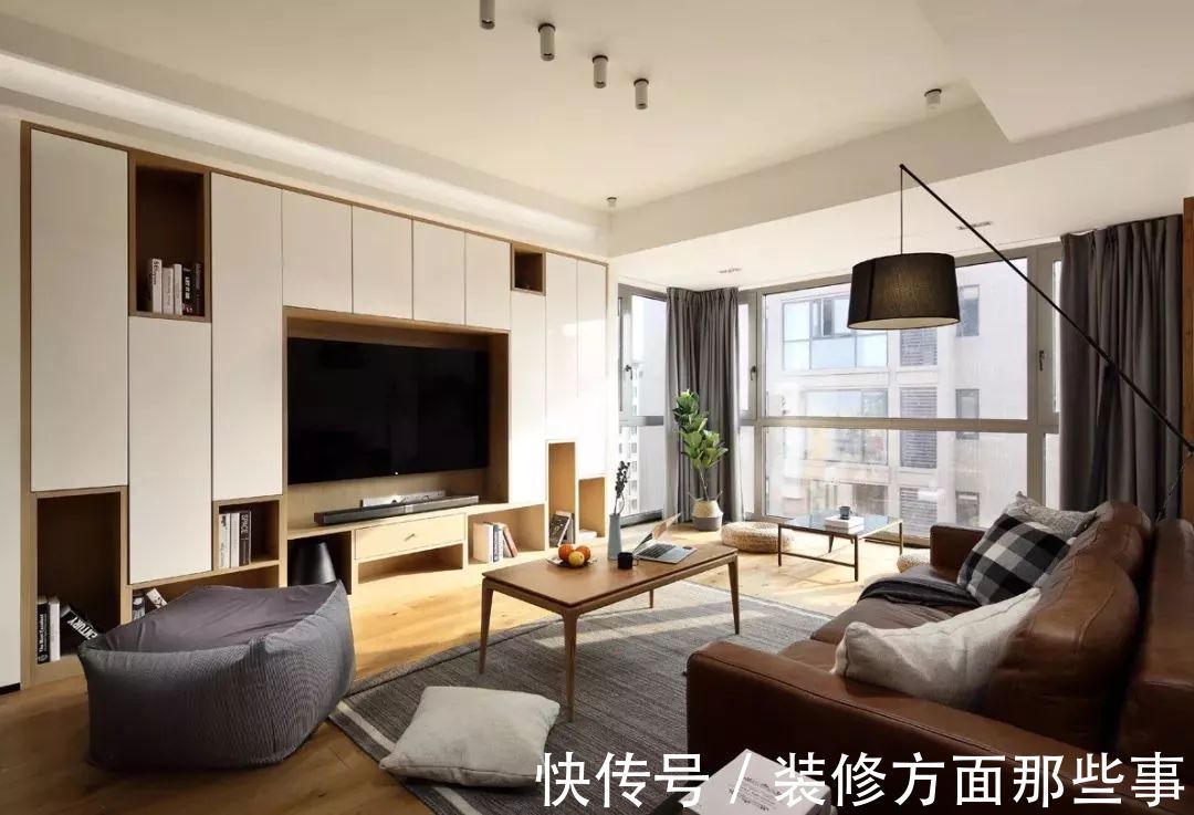 客餐厅|电视背景墙改收纳,小户型不浪费一点空间,好看又实用