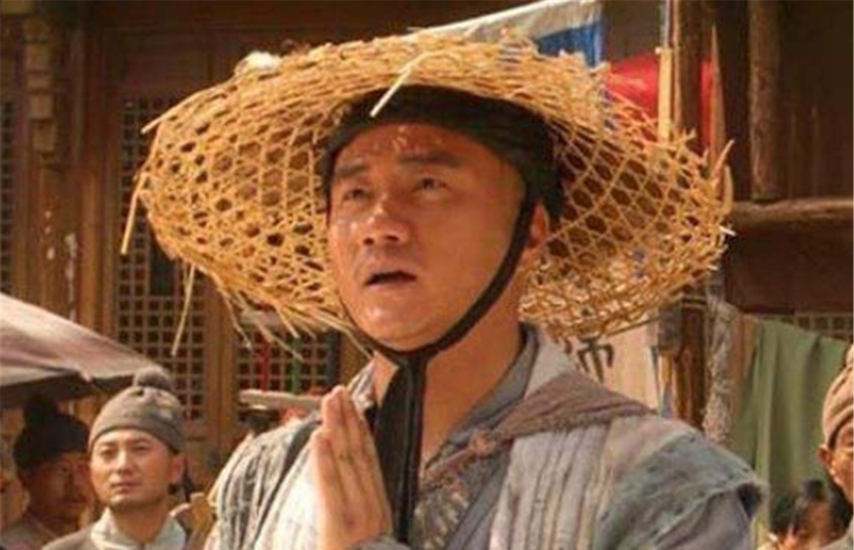 农村俗语:“莫笑穷人穿破衣、十年河东转河西”,蕴含着处世智慧