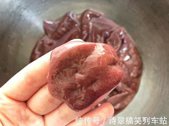 饭店|难怪饭店炒的猪肝这么好吃，多加这2步，出锅不柴不腥，滑嫩鲜香