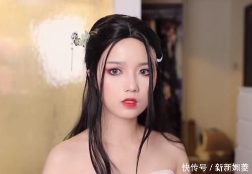 美瞳|黄发姐姐仿妆“白素贞”,开始假小子气息扑面而来,成品换脸大师
