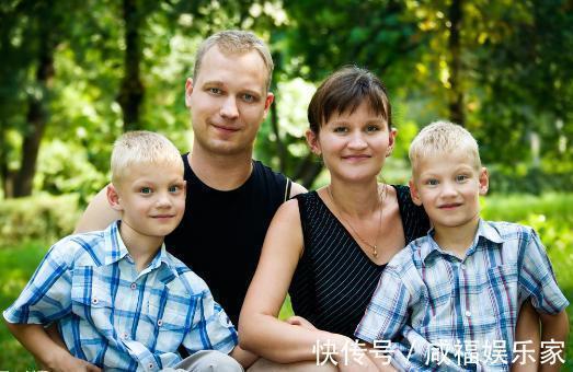 三胞胎|三女儿都生下三胞胎,摆一起像开了个幼儿园,网友姥姥累坏了吧