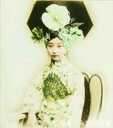 香消玉殒|末代皇后端庄秀丽,气质高贵,奈何被爆出宫中丑闻,香消玉殒